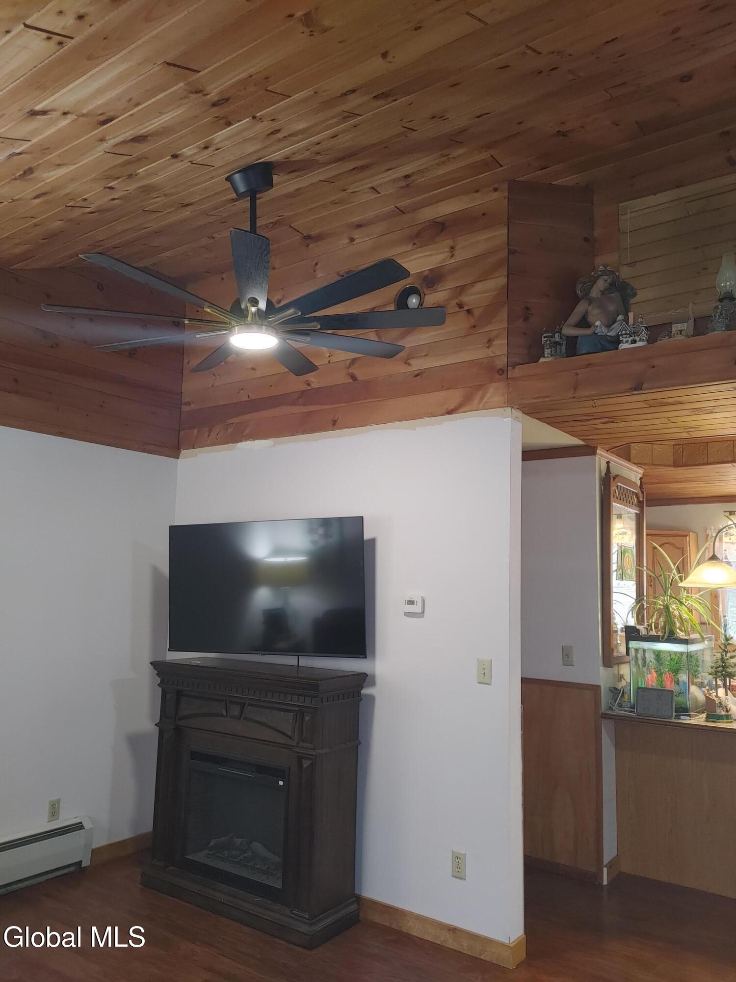 413 Liddle Harris Road Putnam Station, NY 12861 - Photo 11 of 27 1223251120a_HDR