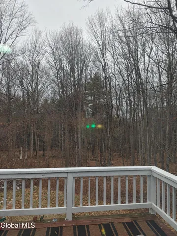 $284,900 | 413 Liddle Harris Road, Putnam Station, NY 12861