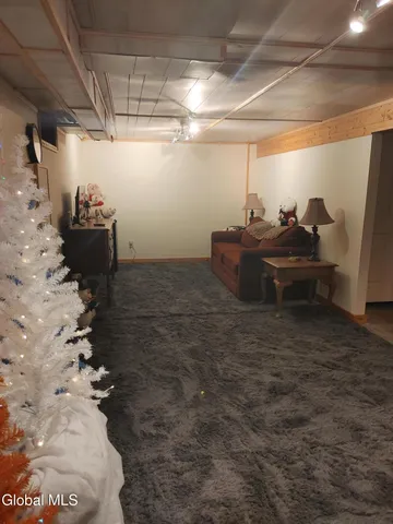 $284,900 | 413 Liddle Harris Road, Putnam Station, NY 12861