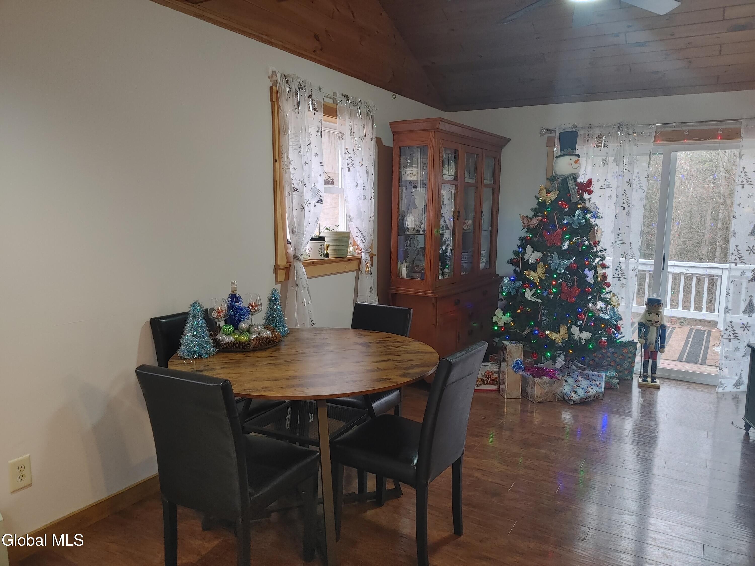 413 Liddle Harris Road Putnam Station, NY 12861 - Photo 9 of 27 1223251118_HDR