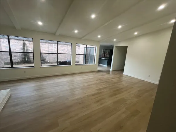 $2,300 | 11831 Oak Meadow Drive, Meadows Place, TX 77477