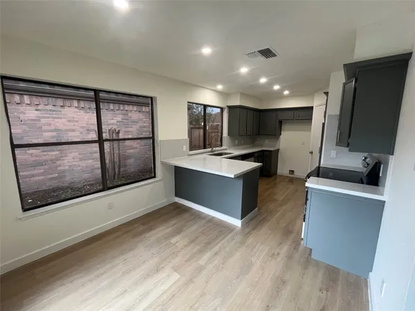 $2,300 | 11831 Oak Meadow Drive, Meadows Place, TX 77477