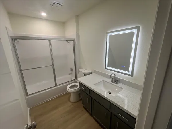$2,300 | 11831 Oak Meadow Drive, Meadows Place, TX 77477