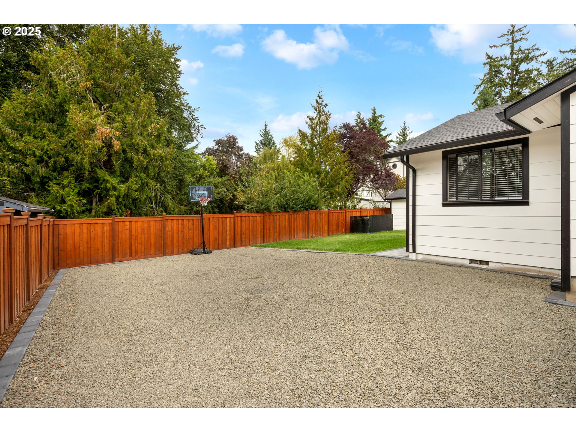 8955 Southwest Club Meadow Lane Portland, OR 97225 - Photo 30 of 33 Gallery Image 30