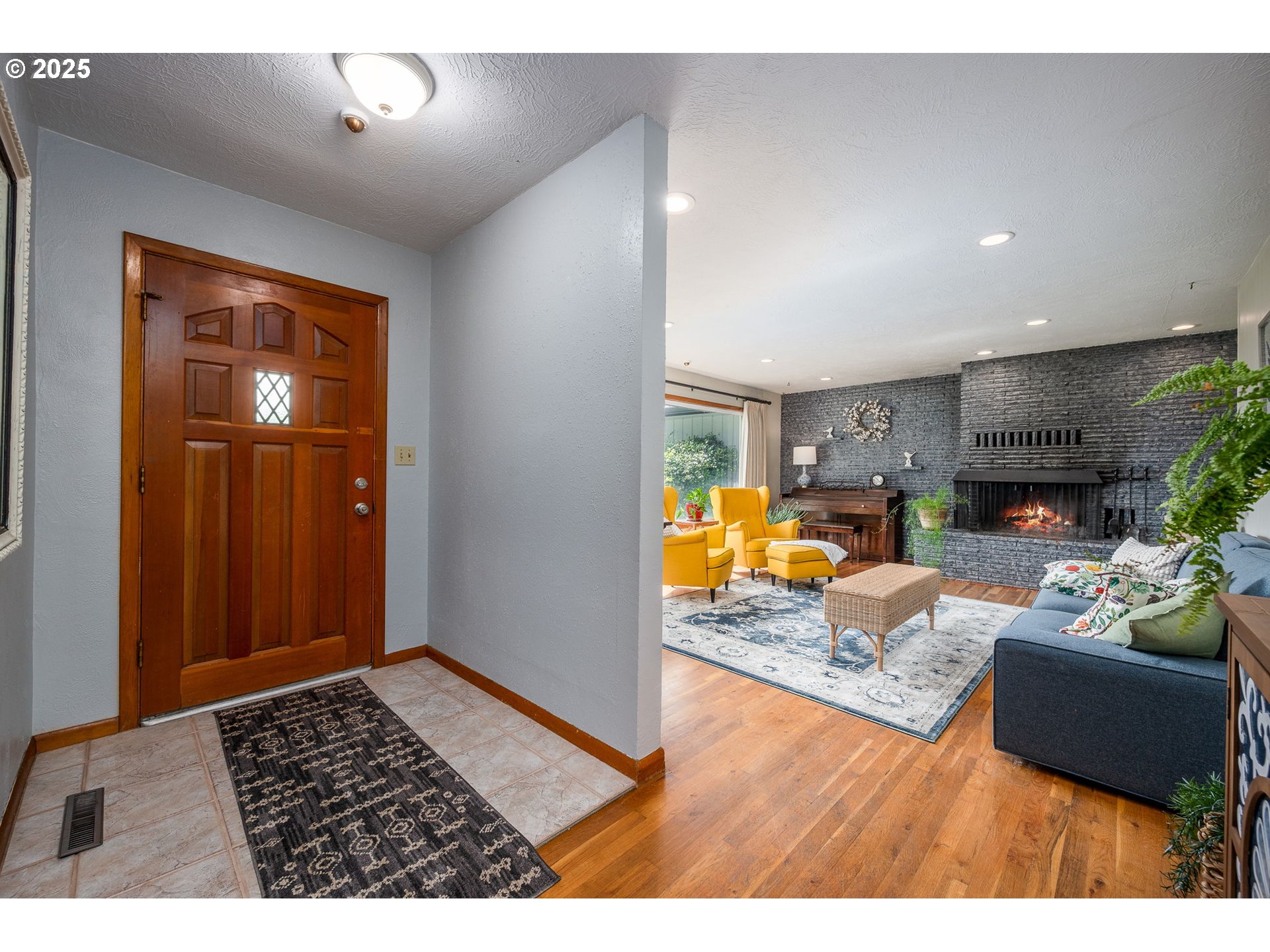 29497 South Meridian Road Hubbard, OR 97032 - Photo 16 of 46