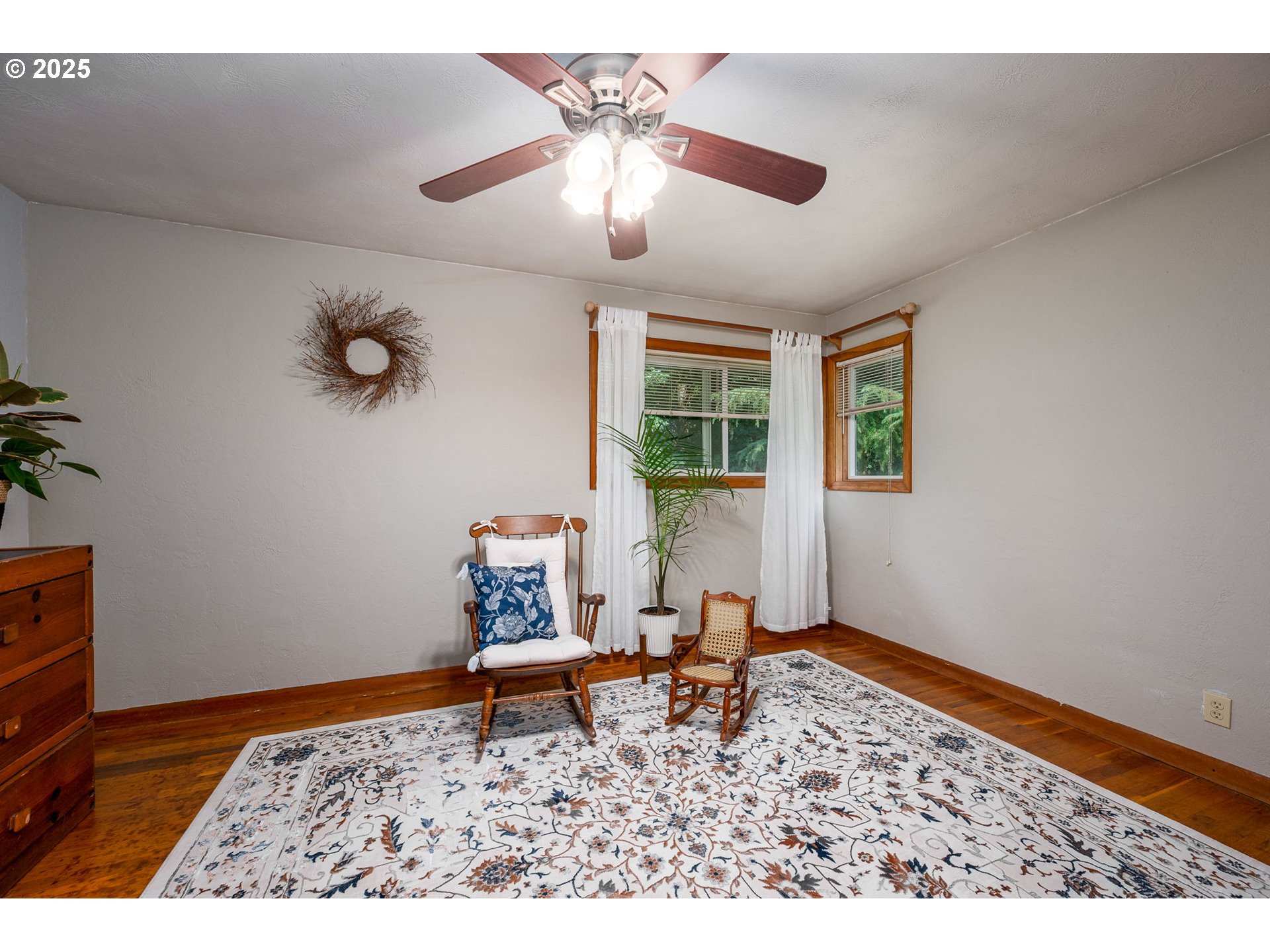 29497 South Meridian Road Hubbard, OR 97032 - Photo 26 of 46