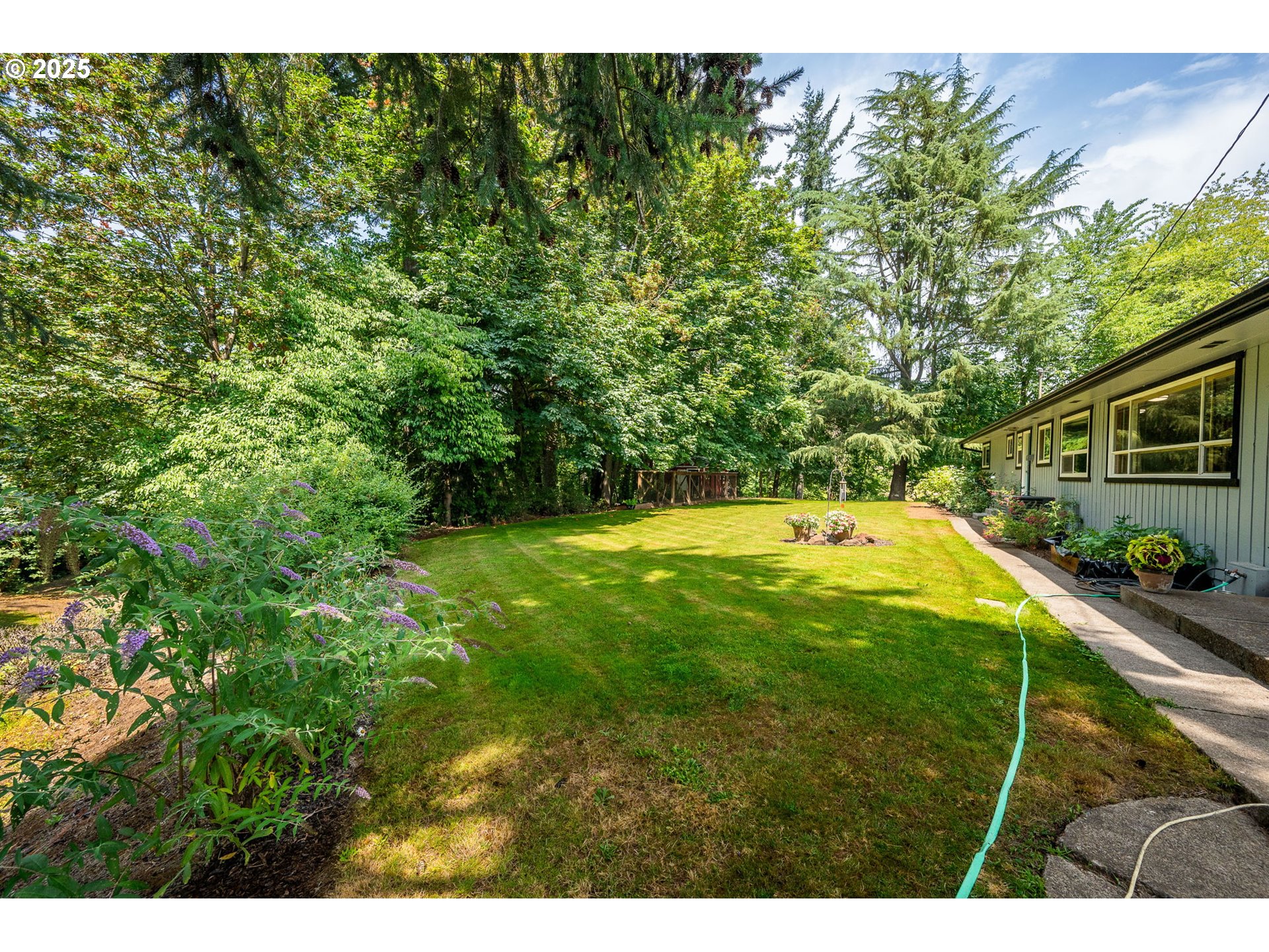 29497 South Meridian Road Hubbard, OR 97032 - Photo 9 of 46