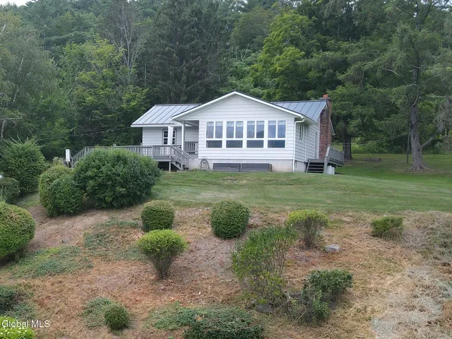 $365,000 | 3589 Highway 30, Fulton, NY 12122