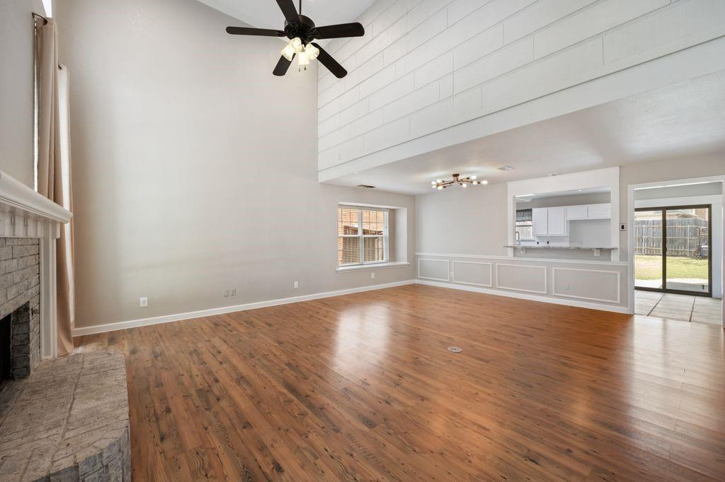 2152 McCoy Road Carrollton, TX 75006 - Photo 8 of 20 Gallery Image 8