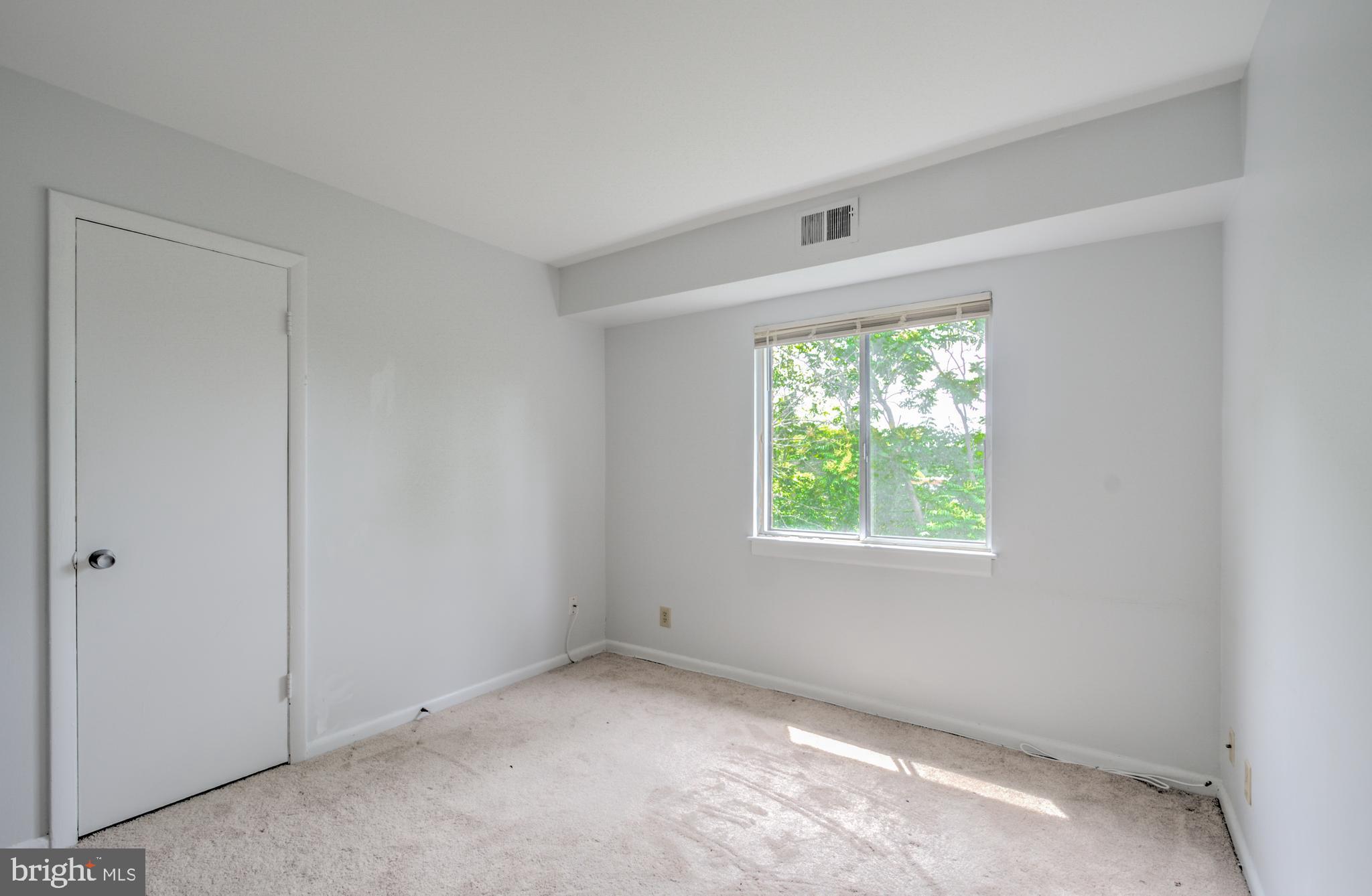 6250 Edsall Road, Unit 403 Alexandria, VA 22312 - Photo 13 of 26