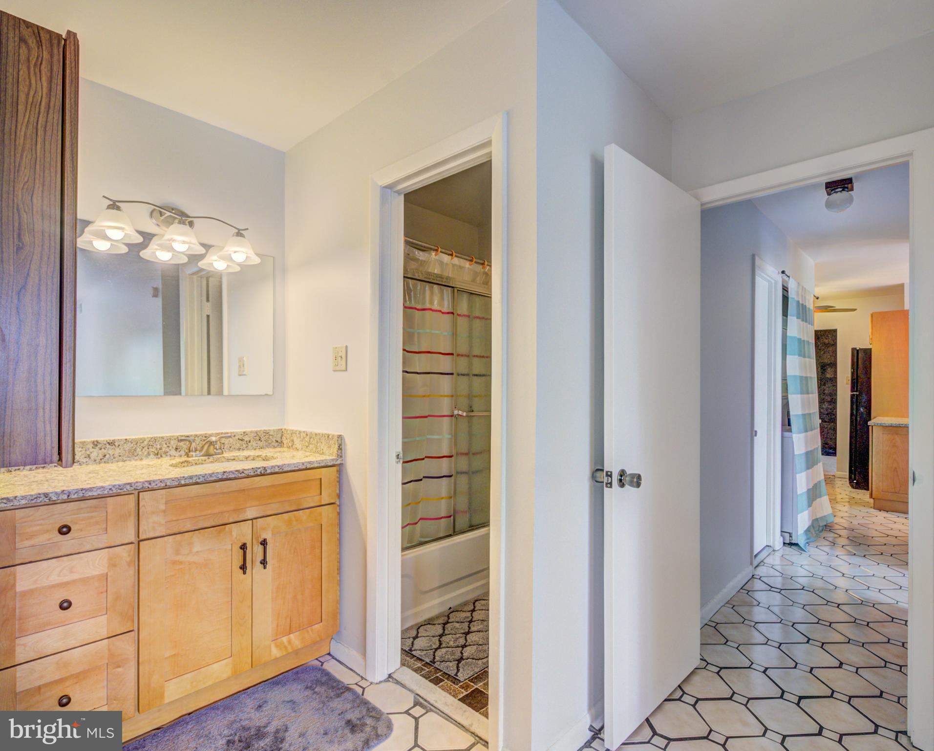 6250 Edsall Road, Unit 403 Alexandria, VA 22312 - Photo 17 of 26