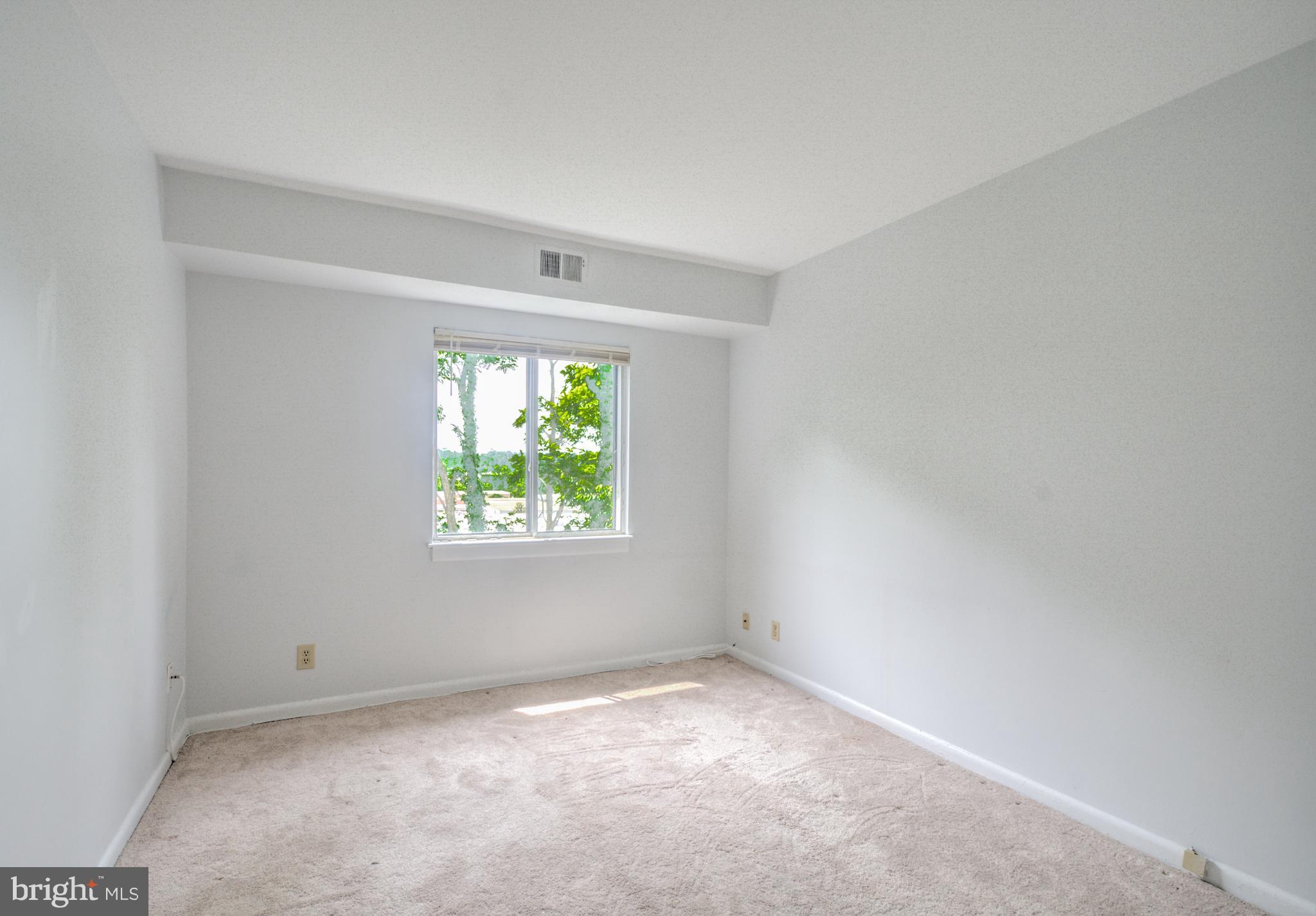 6250 Edsall Road, Unit 403 Alexandria, VA 22312 - Photo 5 of 26