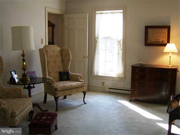 1180 Shenkel Road Pottstown, PA 19465 - Photo 12 of 25 Living Room