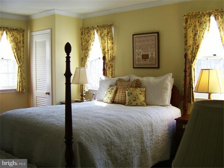1180 Shenkel Road Pottstown, PA 19465 - Photo 14 of 25 Bedroom - Main