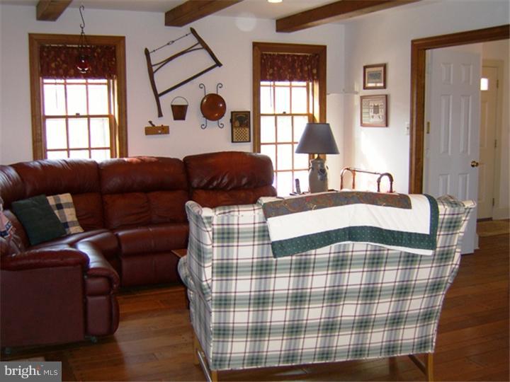 1180 Shenkel Road Pottstown, PA 19465 - Photo 5 of 25 Great Room