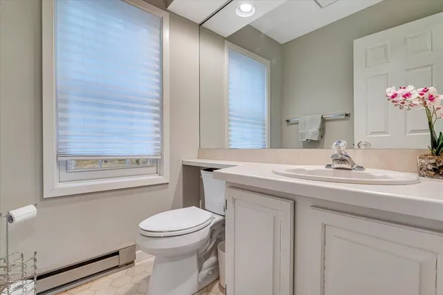 $199,000 | 2181 Oak Hill Drive, Canadensis, PA 18325