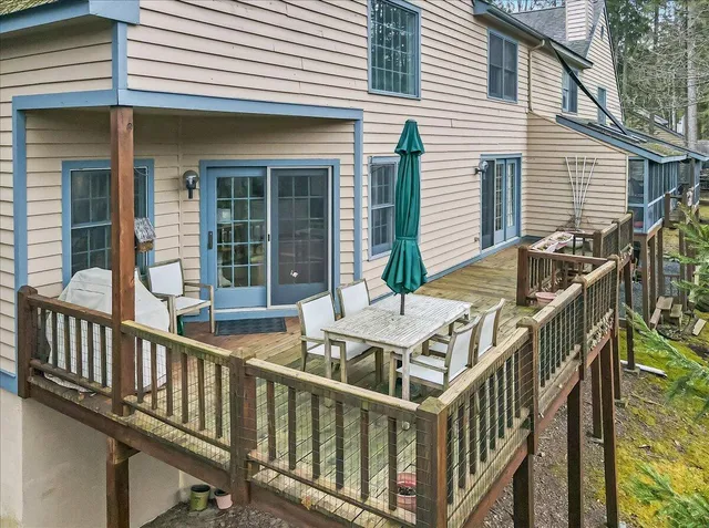 $199,000 | 2181 Oak Hill Drive, Canadensis, PA 18325