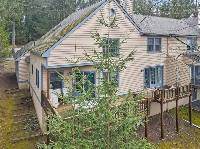 $199,000 | 2181 Oak Hill Drive, Canadensis, PA 18325