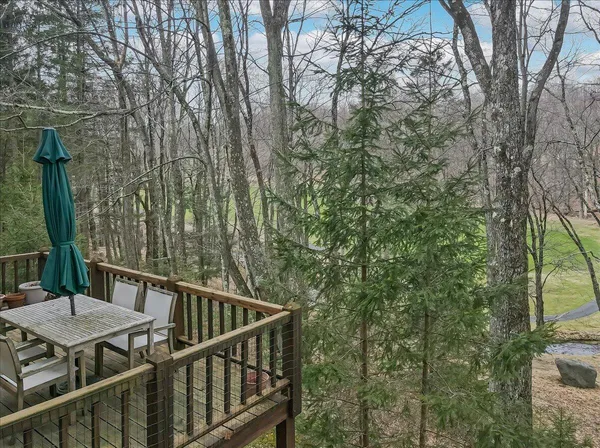 $199,000 | 2181 Oak Hill Drive, Canadensis, PA 18325