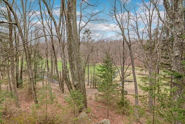 $199,000 | 2181 Oak Hill Drive, Canadensis, PA 18325