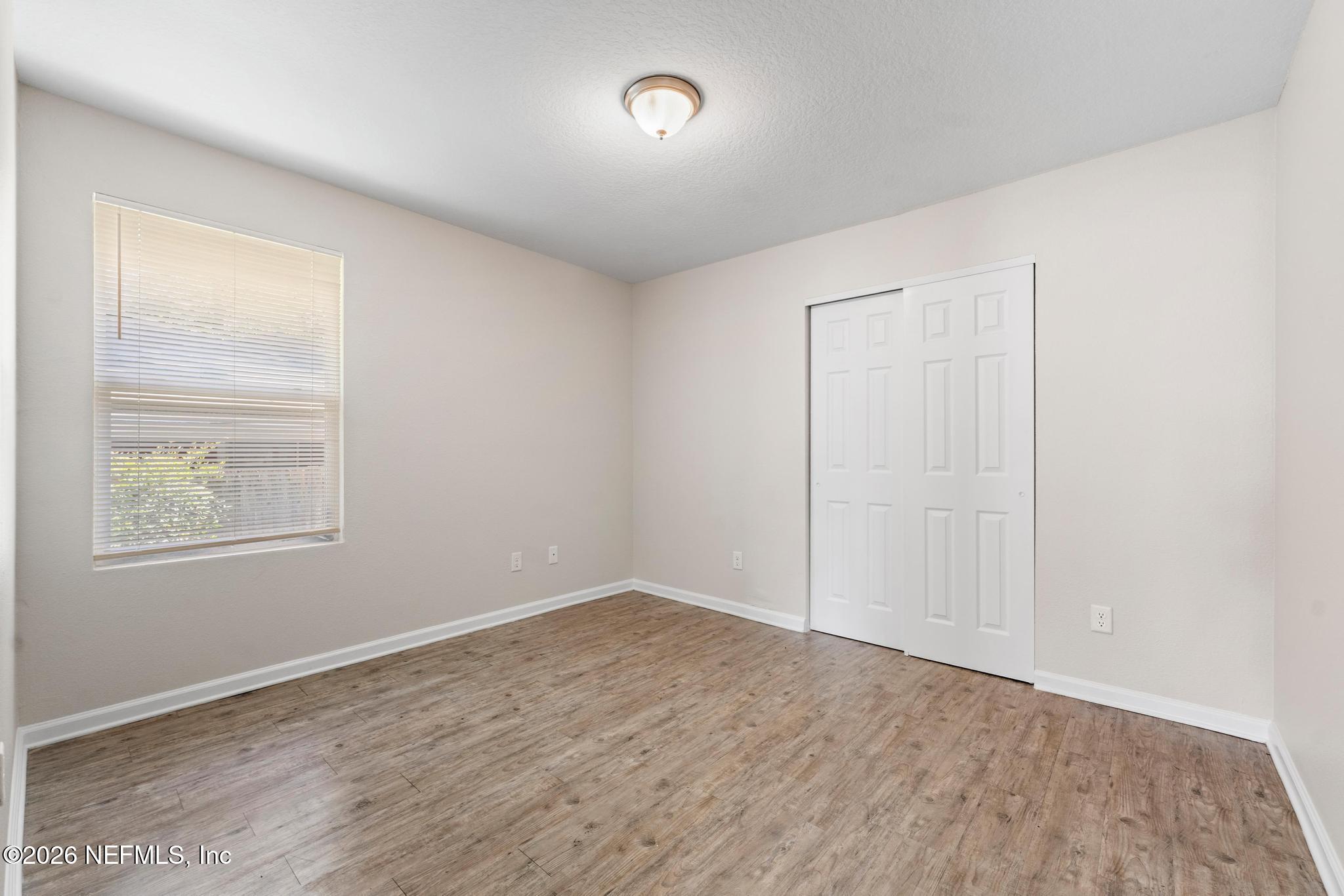 5529 Nettie Road Jacksonville, FL 32207 - Photo 16 of 22 Bedroom 3