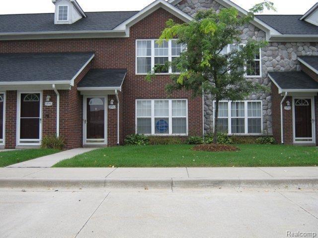 33542 Utica Road Fraser, MI 48026 - Photo 1 of 6 front.jpg