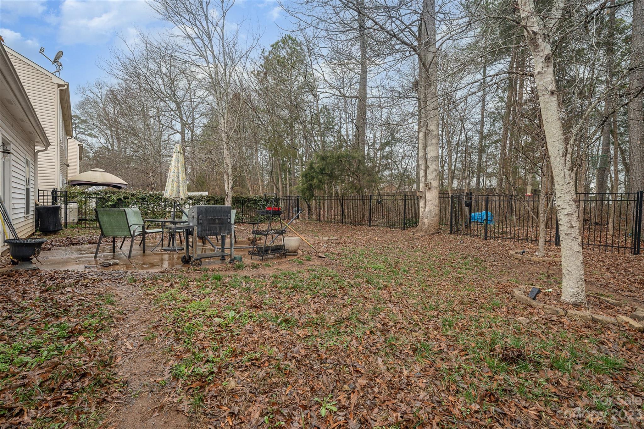2070 Durand Road Fort Mill, SC 29715 - Photo 25 of 28 a view of outdoor space with garden