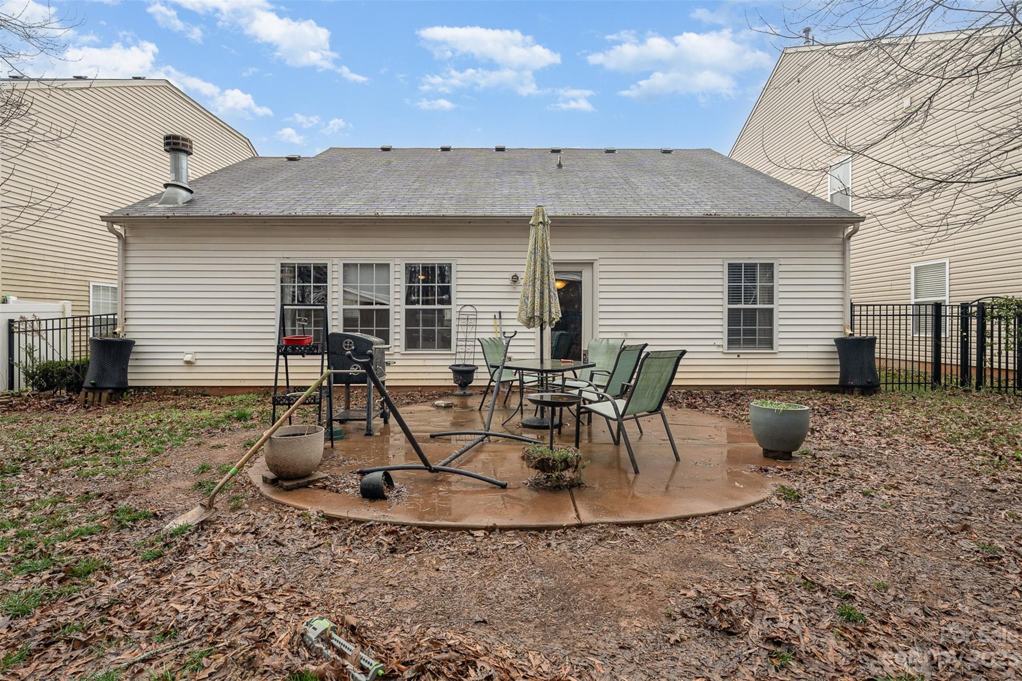 2070 Durand Road Fort Mill, SC 29715 - Photo 27 of 28 a view of a house with backyard and sitting area