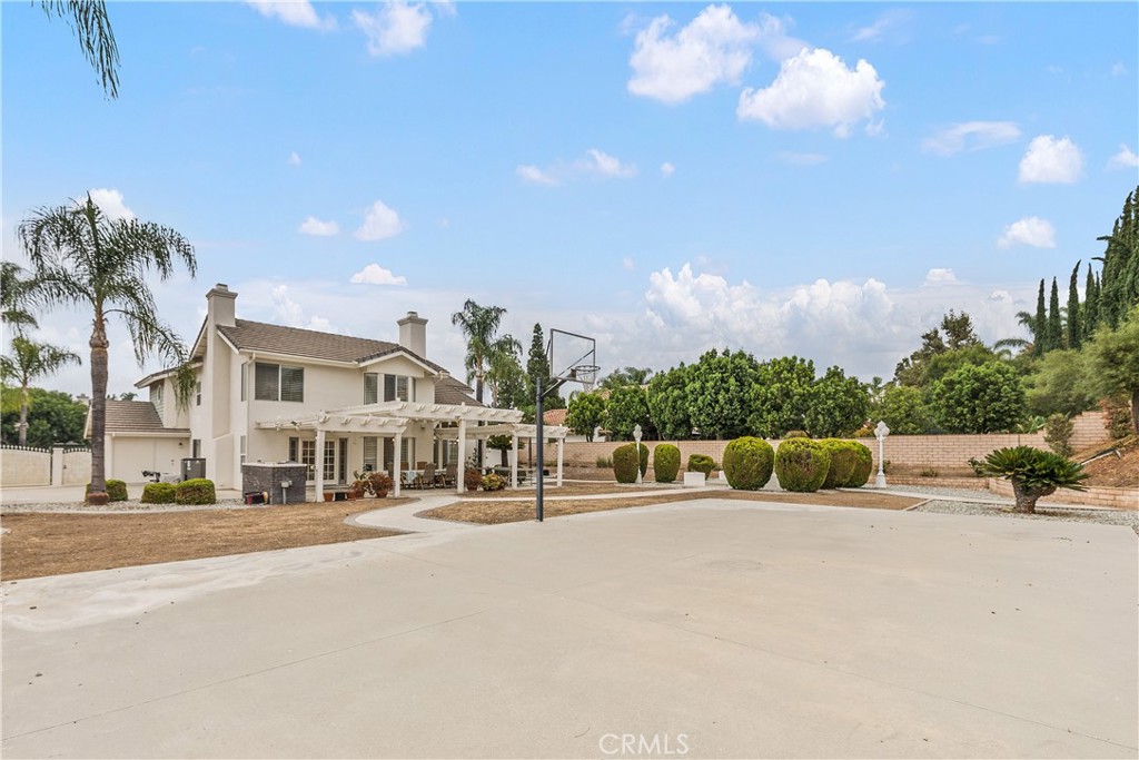 1874 Natalie Lane Riverside, CA 92506 - Photo 34 of 40 a view of a building with a street