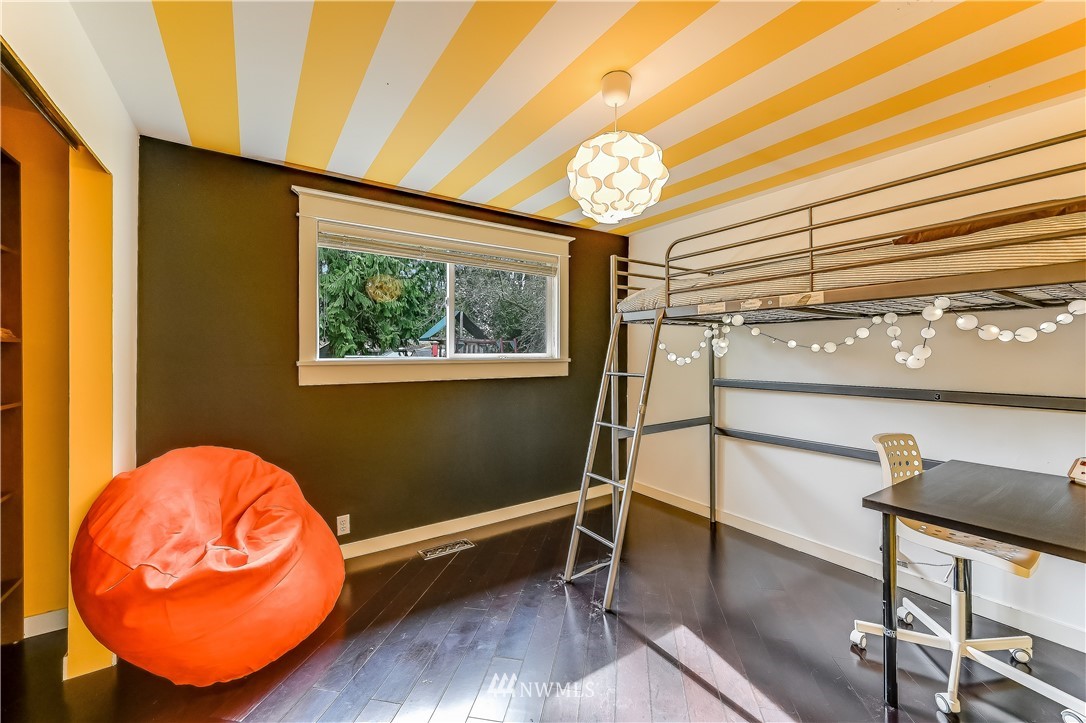 7916 199th Street Southwest Edmonds, WA 98026 - Photo 20 of 25 Gallery Image 20