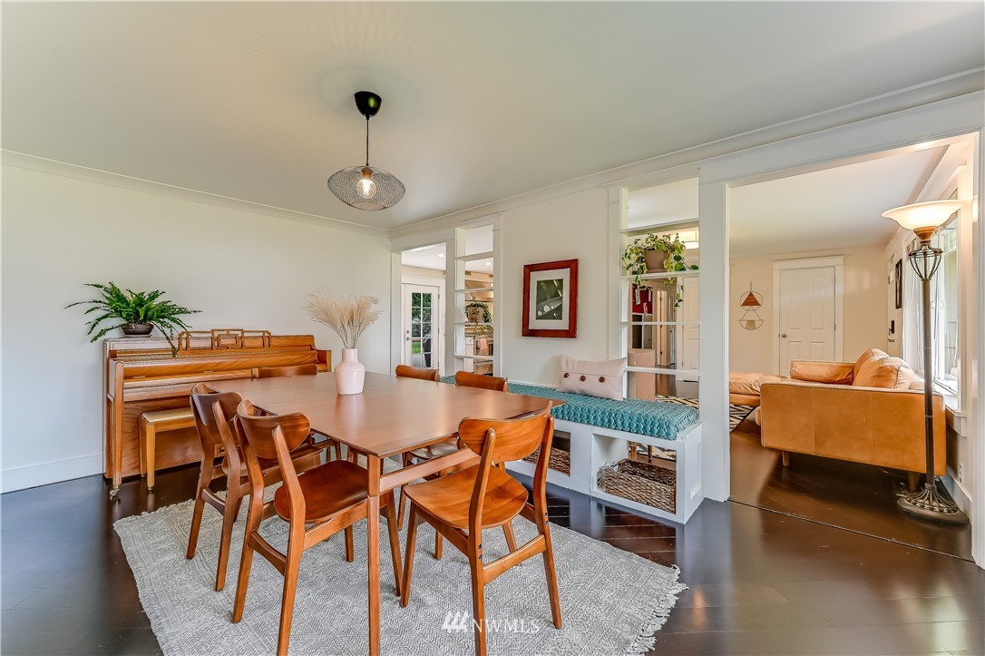 7916 199th Street Southwest Edmonds, WA 98026 - Photo 6 of 25 Gallery Image 6