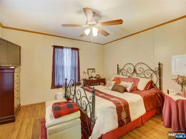 $90,000 | 17 East 6th Street, Moonachie, NJ 07074