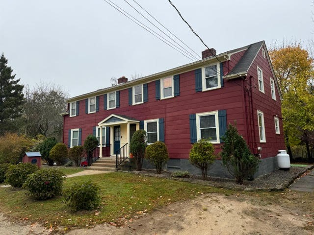 1533 Hope Road Cranston, RI 02831 - Photo 2 of 39