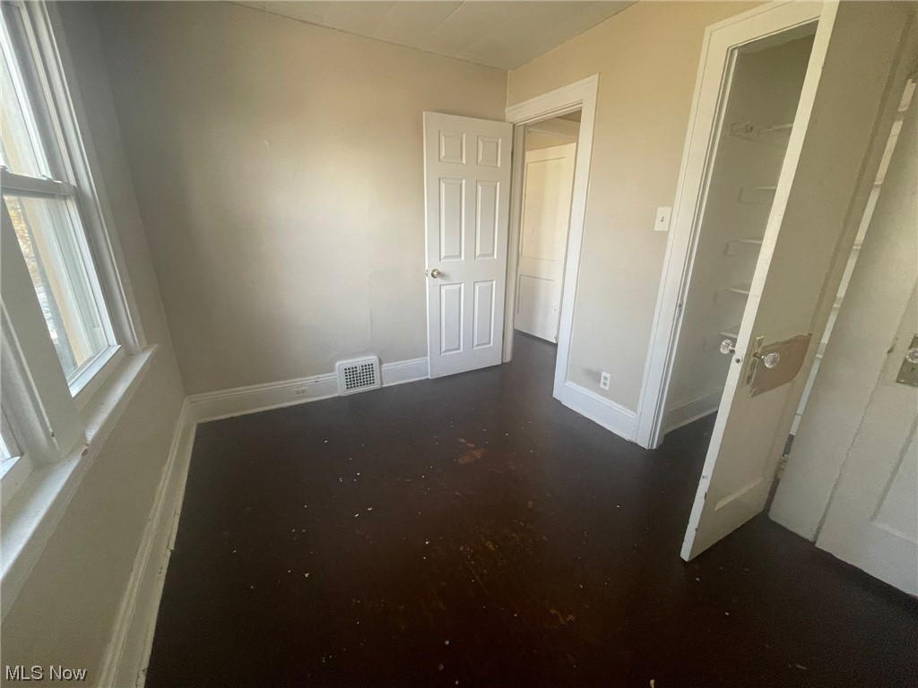 4773 Horton Road Cleveland, OH 44125 - Photo 9 of 13 Gallery Image 9