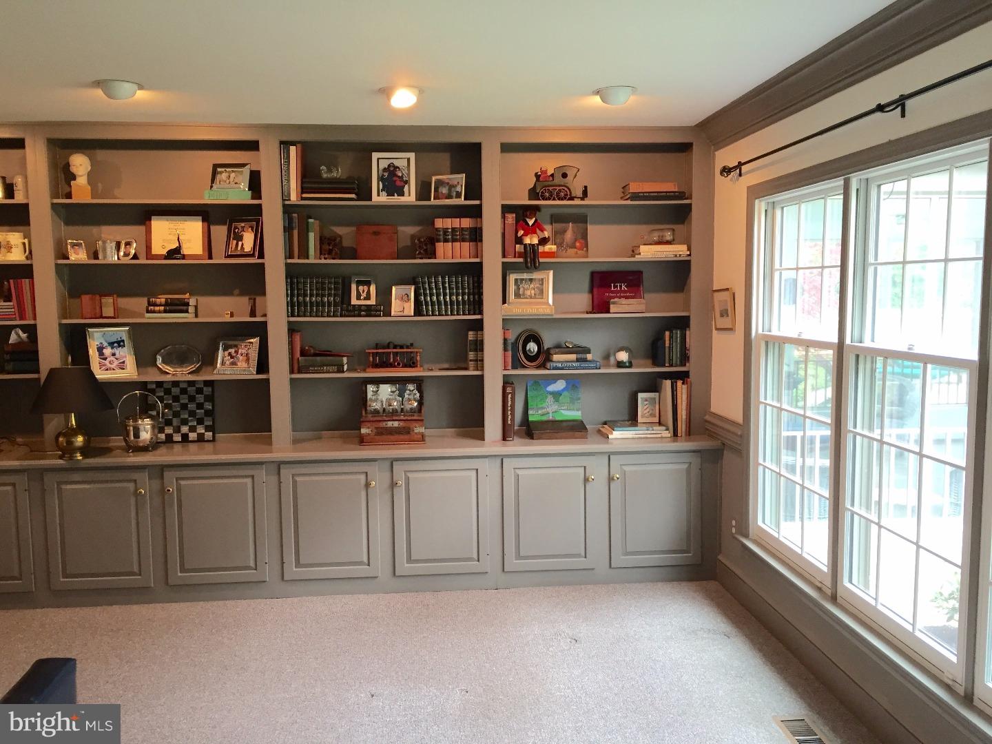 451 Inveraray Villanova, PA 19085 - Photo 4 of 20