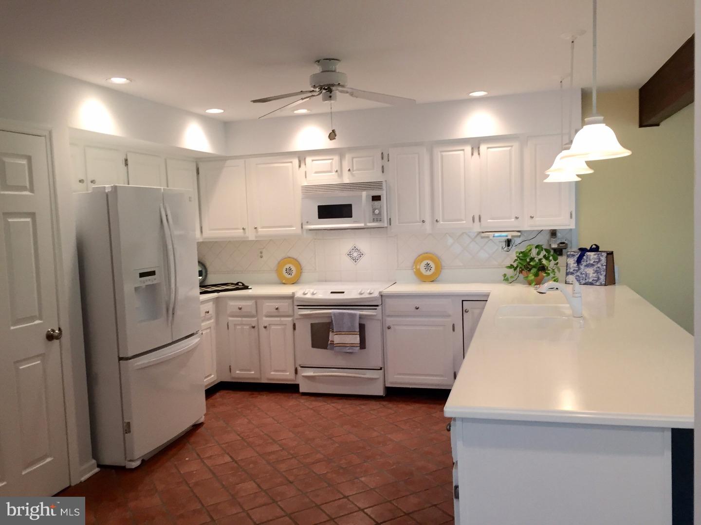 451 Inveraray Villanova, PA 19085 - Photo 5 of 20
