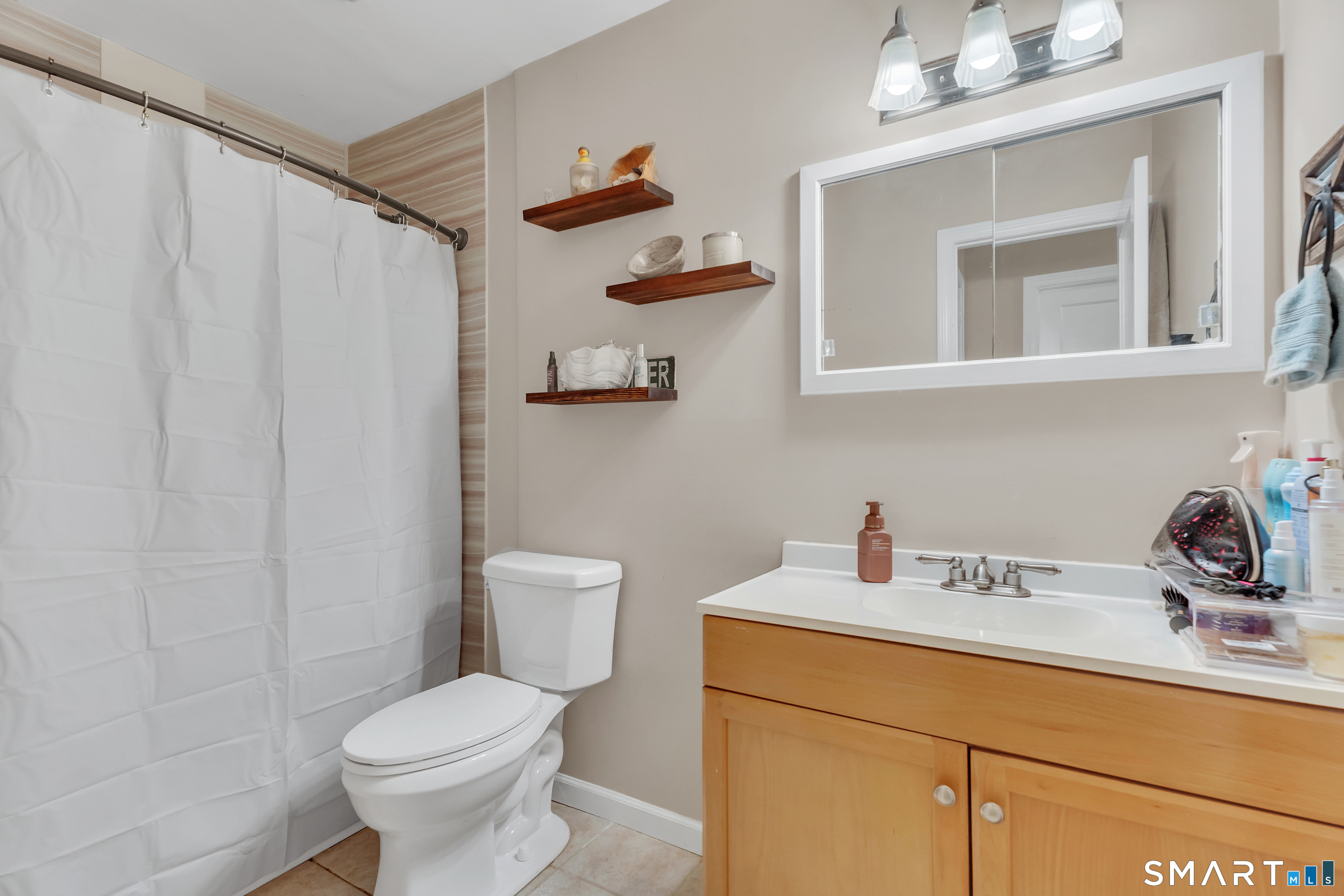 28 Birch Street Groton, CT 06340 - Photo 16 of 22