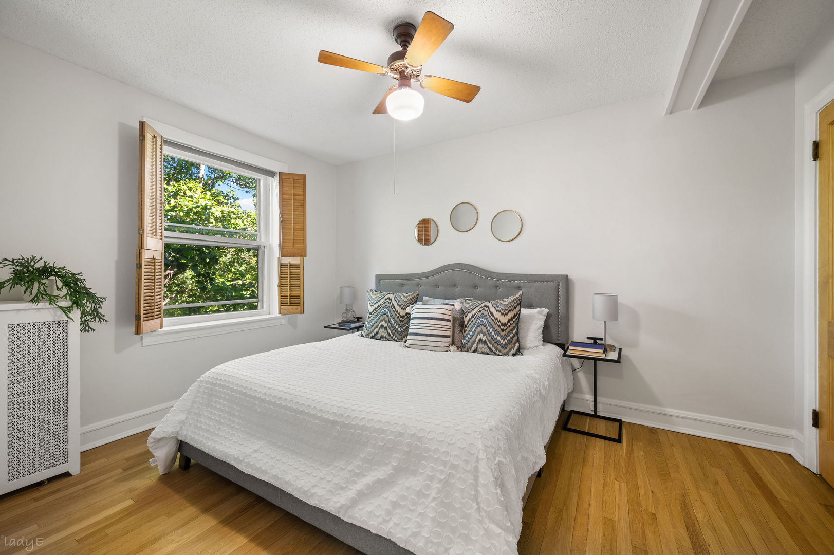 1218 Central Street, Unit 3S Evanston, IL 60201 - Photo 12 of 15