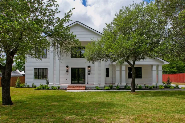 $2,400,000 | 308 Pershing Avenue, College Station, TX 77840