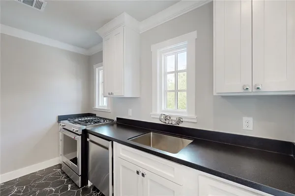 $2,400,000 | 308 Pershing Avenue, College Station, TX 77840