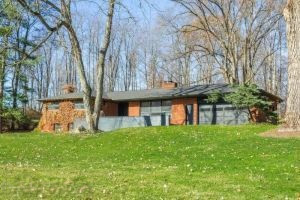 14738 East Wagner Road Buchanan, MI 49107 - Photo 2 of 20 image