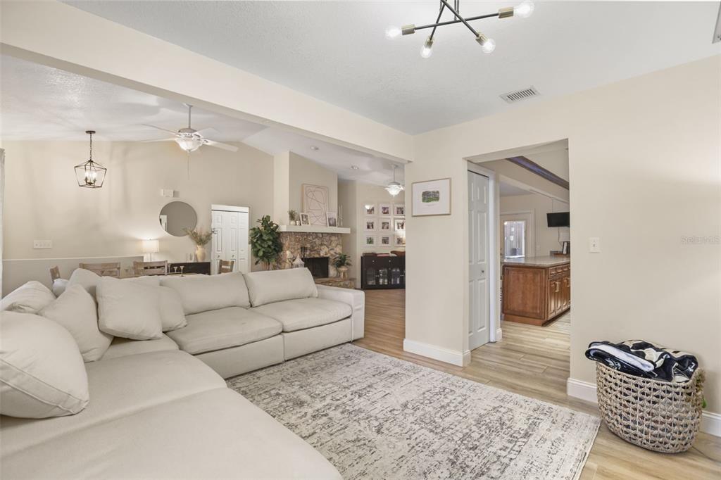 84 Hollow Branch Road Apopka, FL 32703 - Photo 6 of 40