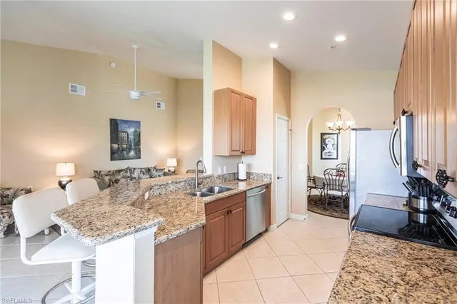 $474,900 | 3054 Driftwood Way, Unit 4502, Naples, FL 34109