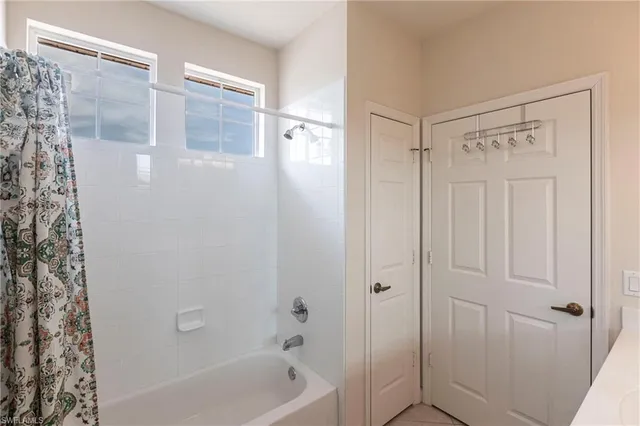 $474,900 | 3054 Driftwood Way, Unit 4502, Naples, FL 34109