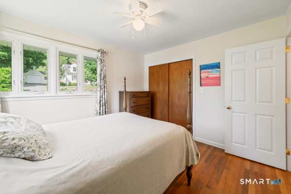 72 Calhoun Avenue Trumbull, CT 06611 - Photo 32 of 40