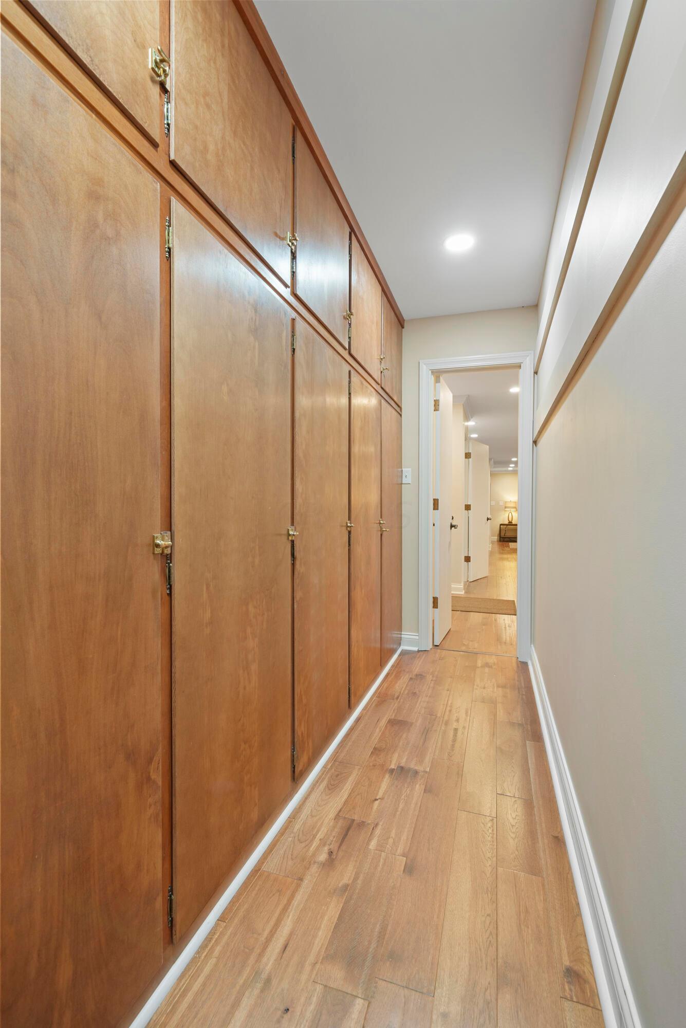 1490 Kirkley Road Columbus, OH 43221 - Photo 53 of 99 Storage