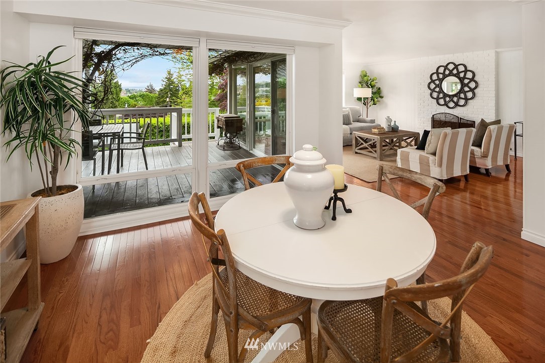 3338 9th Avenue West Seattle, WA 98119 - Photo 2 of 25