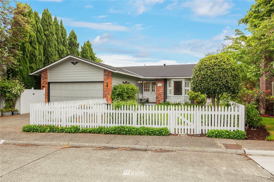 3338 9th Avenue West Seattle, WA 98119 - Photo 24 of 25