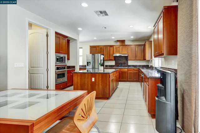 $879,900 | 4007 Oak Knoll Street, Antioch, CA 94509