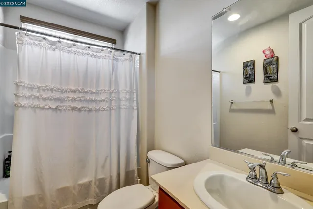 $879,900 | 4007 Oak Knoll Street, Antioch, CA 94509